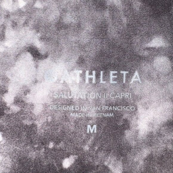 Athleta Salutation Stash Pocket Capri Legging Supernova Tie Dye Medium - Picture 5 of 6